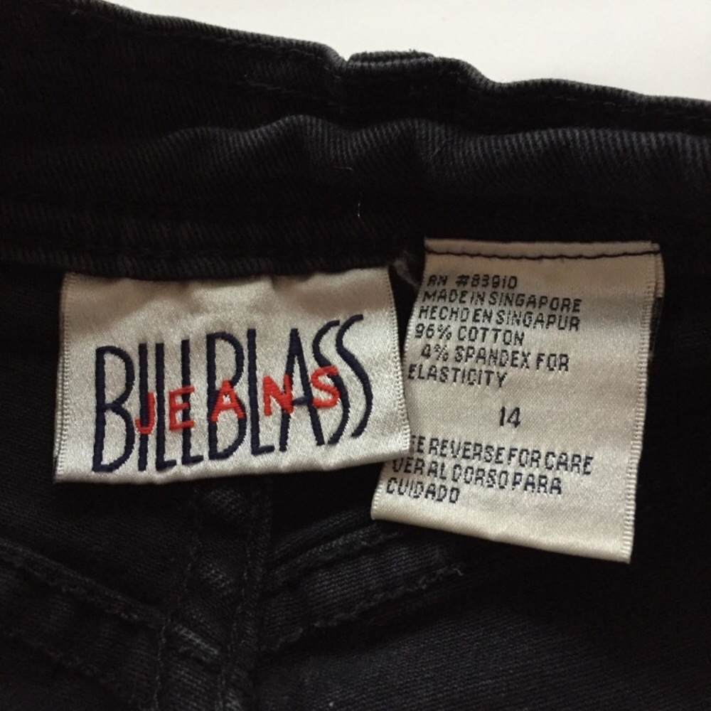 Vintage black high waist cutoff denim jean shorts - Picture 4 of 6